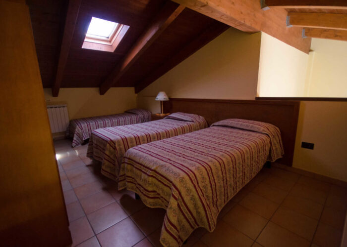 Camera FAMILY - Hotel Duca della Corgna Castiglione del Lago (4)