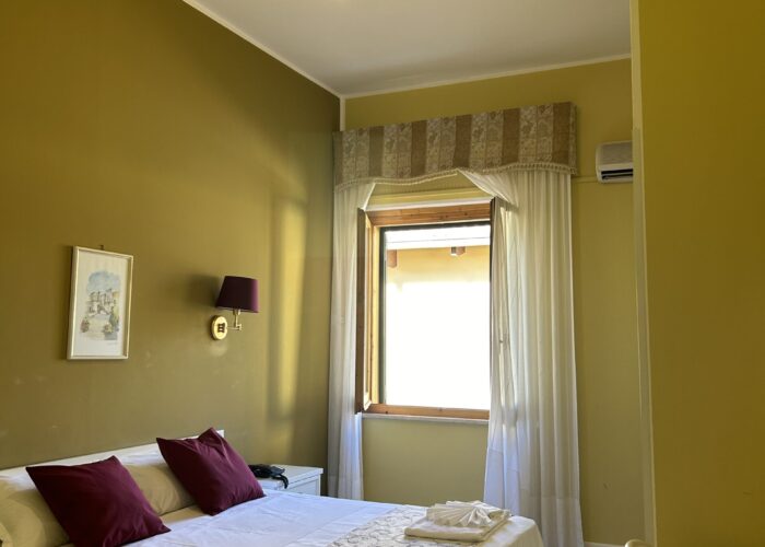 Matrimoniale Comfort - Hotel Duca della Corgna (3)