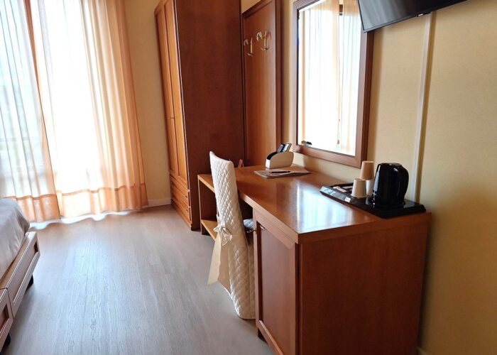 Camera Deluxe - Hotel Duca della Corgna - Castiglione del Lago (10)