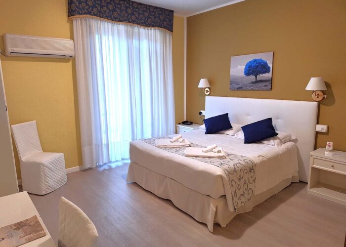 Camera Deluxe - Hotel Duca della Corgna - Castiglione del Lago (7)